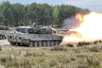 Ukraine sắp nhận xe tăng Leopard-2 viện trợ, sẵn sàng đối dầu T-90?