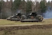 Ukraine tung hai lữ đoàn sử dụng vũ khí Mỹ tấn công làng Rabotino