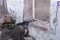 Vòng vây quân Nga xung quanh Bakhmut: Chỉ còn “kẽ hở” 10 km