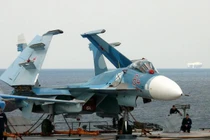 Tại sao Hải quân Nga bỏ Su-33 và dùng MiG-29K để thay thế?
