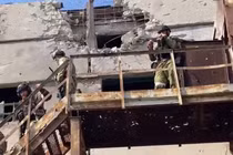 Tiểu đoàn Azov tiếp tục chống trả trong tuyệt vọng