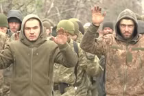 Trận chiến Mariupol sắp kết thúc, lính Ukraine đồng loạt ra hàng