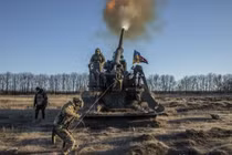 Pháo binh Nga và Ukraine thi nhau "vãi" đạn, bên nào bắn nhiều hơn?