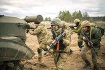 Thế trận phức tạp tại Kherson, cả Nga và Ukraine vào thế "bí"