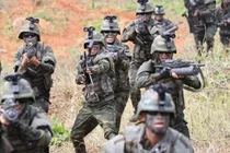 Tình báo Hàn Quốc xác nhận lính Triều Tiên bị Ukraine bắt