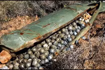 Bom đạn chùm của Mỹ đến Ukraine, Nga như được "cởi trói"