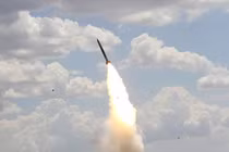 “Mưa tên lửa” của Nga có cắt đứt thông tin của Mỹ cho Ukraine?