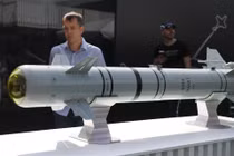 Tên lửa chống tăng Izdeliye 305 “bất bại” ở chiến trường Ukraine 