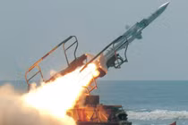 Chiến thuật mới và tên lửa cũ của Houthi hạ F-15 của Arab Saudi 