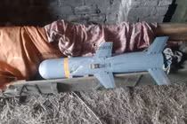 Tên lửa UAV TB2 nguyên vẹn bị Nga tịch thu làm chiến lợi phẩm