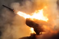 Ba lữ đoàn quân Nga bao vây Toretsk, bom nhiệt áp được sử dụng