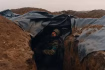 Tại sao Lữ đoàn 155 tinh nhuệ Ukraine "bỏ chạy" khỏi nam Pokrovsk?