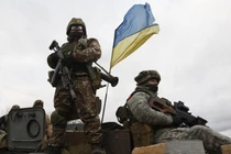 Quân đội Ukraine tăng quân số ở Donbass lên 150.000, sẵn sàng đánh lớn