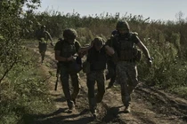 Quân Ukraine ở Kurakhove lại chui vào “rọ mới” của quân Nga 