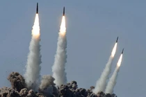 Nga tuyên bố triển khai hành động can thiệp quân sự chống NATO