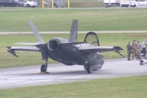 Tại sao chiến đấu cơ F-35 liên tục tai nạn khi vừa xuất xưởng?