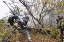 Nga đẩy lùi quân Ukraine phản công, hai bên sa lầy ở Chasov Yar