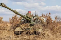 "Siêu pháo" 2S19 tới mặt trận Donbass, tăng cường hỏa lực cho Nga