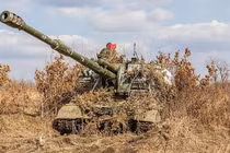 "Siêu pháo" 2S19 tới mặt trận Donbass, tăng cường hỏa lực cho Nga