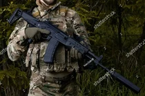 Tại sao AK-12 của Nga phải bỏ chức năng bắn điểm xạ 3 viên? 