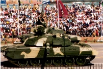 Tại sao kình địch Pakistan lại có xe tăng “quốc bảo” của Liên Xô?