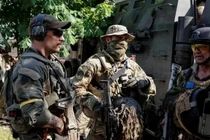 Lính đánh thuê nước ngoài ở Chasov Yar chống mệnh lệnh chiến đấu 