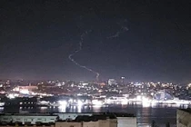 Vượt qua lưới lửa S-400, Ukraine tấn công Hạm đội Biển Đen Nga