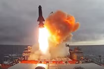 Tiếc đứt ruột "sát thủ tàu sân bay" Nga chuẩn bị rã sắt vụn