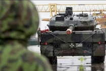 NATO “lừa” Nga, lực lượng tinh nhuệ đã được điều tới Ukraine 