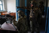 Trận Kurakhove: Quân Ukraine chỉ còn giữ 1/4 thành phố