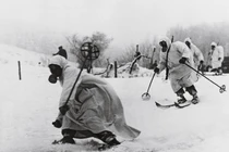 Những đội quân mạnh nhất thế giới phải chào thua mùa Đông nước Nga?