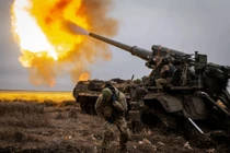 Ukraine rơi vào thế khẩn cấp, đạn pháo thiếu nghiêm trọng