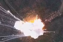 Xem UAV Lancet "đuổi cùng diệt tận" tên lửa phòng không S-300