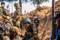 Quân đội Ukraine Bakhmut bước vào tình thế không thể rút lui