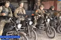 Biệt đội xe máy trên chiến trường Ukraine, “cuộc phiêu lưu tuyệt vọng”