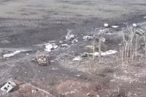 “Xa lộ tử thần” tái hiện ở Bakhmut, thiết giáp hỏng nằm la liệt