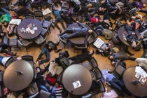 Muôn kiểu sinh viên biểu tình trên thế giới