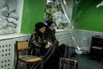 Hình ảnh chiến sự “nóng nhất” ở miền đông Ukraine