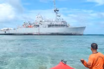 Tàu chở hàng Việt Nam mắc cạn ở vùng biển Philippines