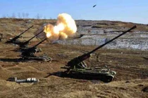 Triều Tiên tập trận bắn đạn thật gần Hàn Quốc