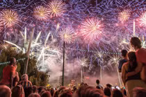 Dân Pháp tưng bừng mừng Ngày Quốc khánh