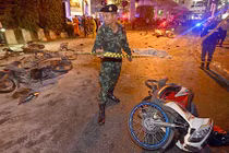 Hình ảnh ban đầu vụ nổ bom rung chuyển trung tâm Bangkok