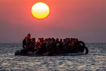 Thêm ảnh nhức nhối về khủng hoảng tị nạn ở châu Âu