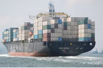 Iran sẽ trả đũa nếu tàu cứu trợ Yemen bị tấn công