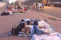 Thảm cảnh màn trời chiếu đất sau vụ nổ ở Thiên Tân