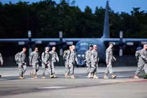 UNASUR: “Các nước Nam Mỹ nên di dời căn cứ quân sự Mỹ“