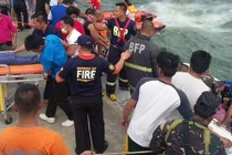 Phà lật úp ở miền trung Philippines, 33 người chết
