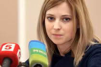 Nữ công tố viên xinh đẹp Crimea thách đố Kiev 