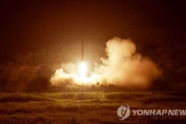 Triều Tiên vừa phóng 2 tên lửa xuống biển Nhật Bản