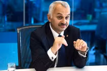 Sau vụ Germanwings, CEO hàng không giục phi công lấy vợ